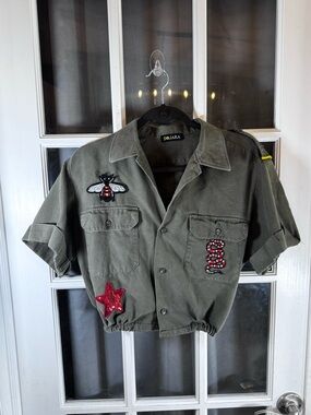 Sojara Olive Green Cropped Military Patch Shirt
